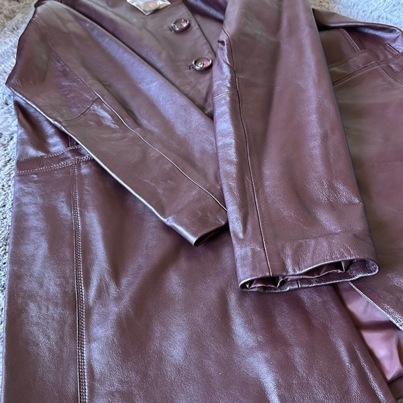 Neiman Marcus 4 button long leather Burgundy wine button two pocket jacket XL - Picture 6 of 17